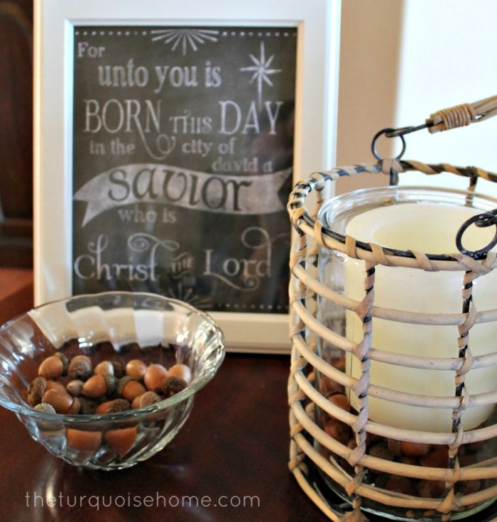 Welcome to my Christmas Home Tour! Check out my rustic DIY and budget friendly Christmas Decorations and get tips on Decorating with a budget in mind.