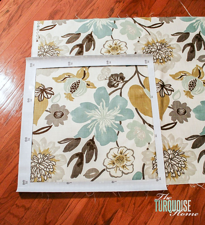 I want to throw my sewing machine out the window every time I use it, but this tutorial is SO easy!! Easy DIY Throw Pillow Cover tutorial for beginners