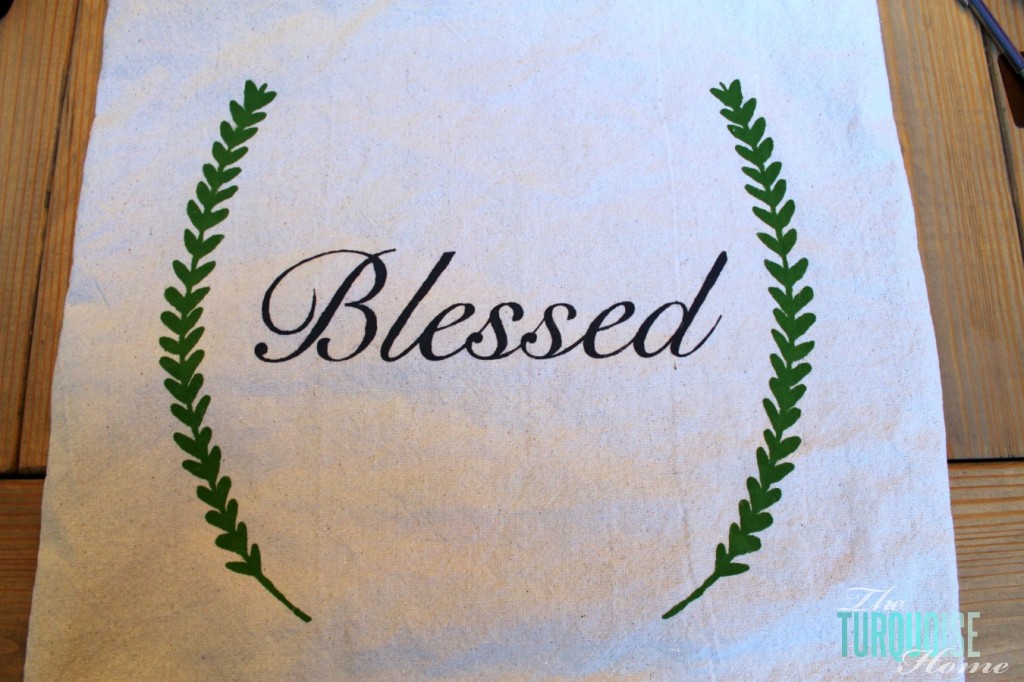 DIY Stenciled Drop Cloth Pillow #diy #dropcloth #silhouette