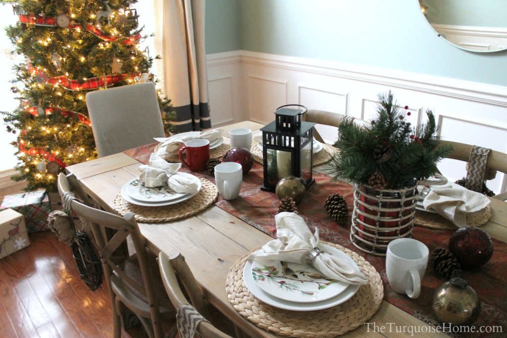 Christmas Home Tour 2013: Pretty in Plaid - find all the details at TheTurquoiseHome.com
