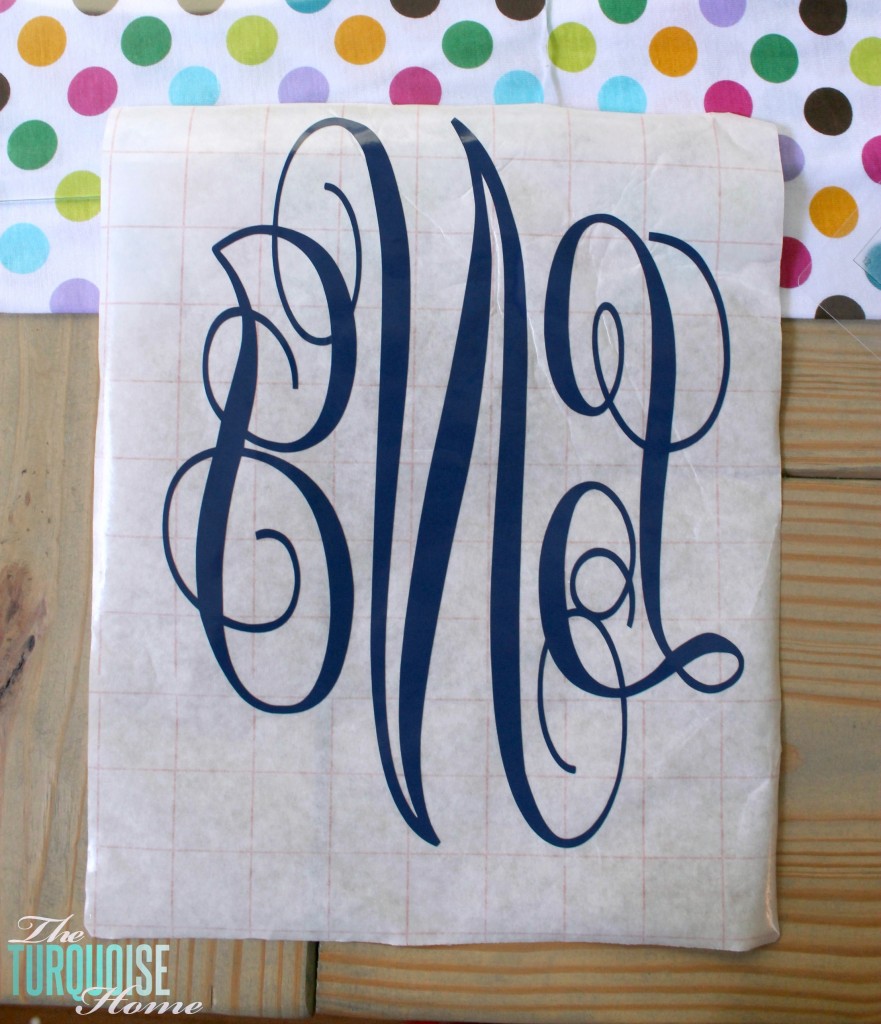 How to Create a Simple Vinyl Monogram {A Silhouette Tutorial for Beginners}
