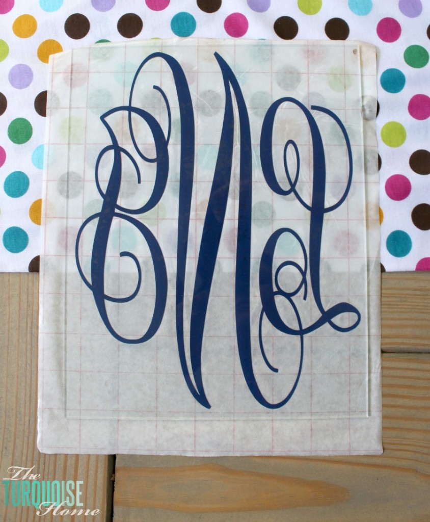 How to Create a Simple Vinyl Monogram {A Silhouette Tutorial for Beginners}