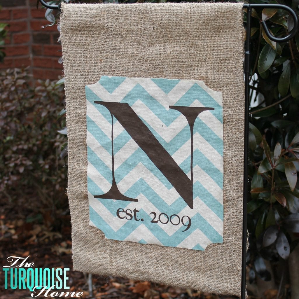 Easy DIY No-Sew Garden Flag