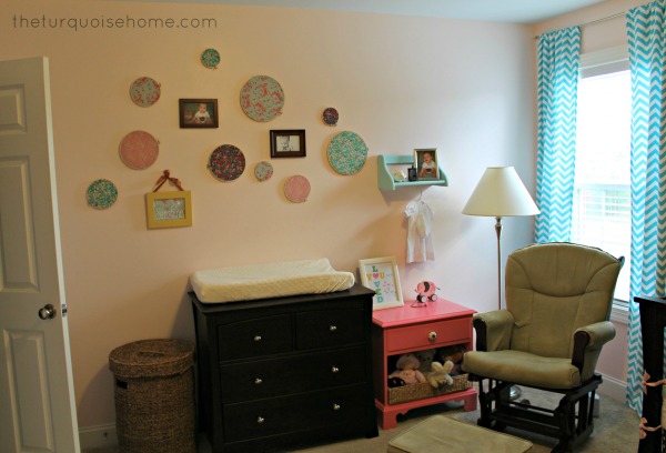 Little Girl's Pink and Turquoise Room
