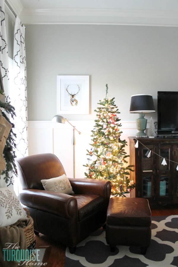 Decorating the Living Room for Christmas