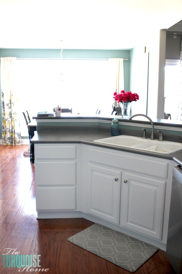 DIY Painted Kitchen Cabinets with Benjamin Moore Simply White