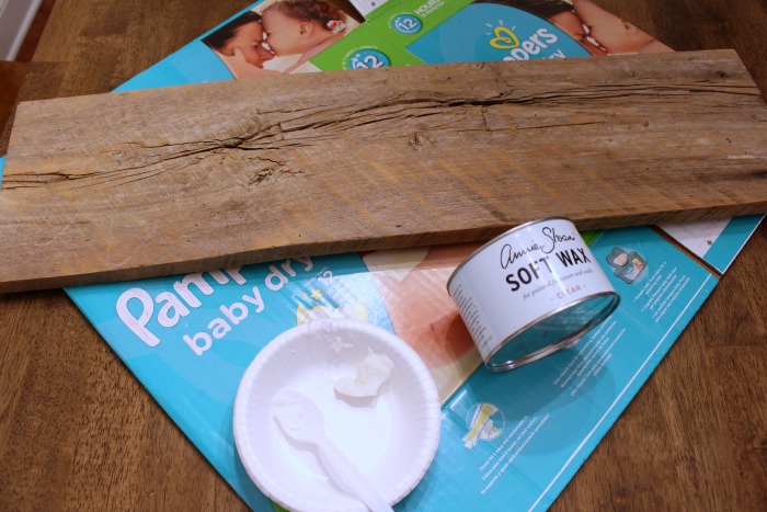 This DIY Driftwood Finish is so easy to create with just a couple of items! Full tutorial ...