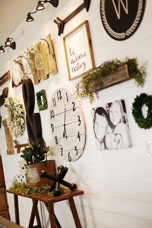 Eclectic Farmhouse Gallery Wall | 5 Simple Gallery Wall Ideas
