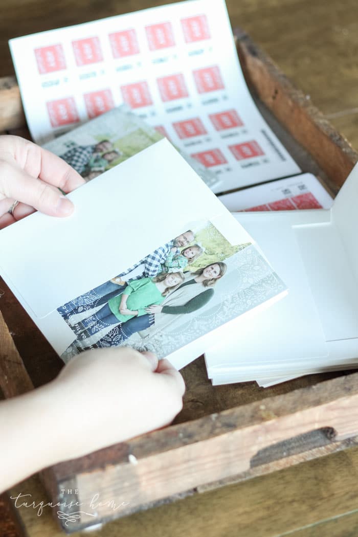 Great tips! How to Choose the Perfect Photo Christmas Cards