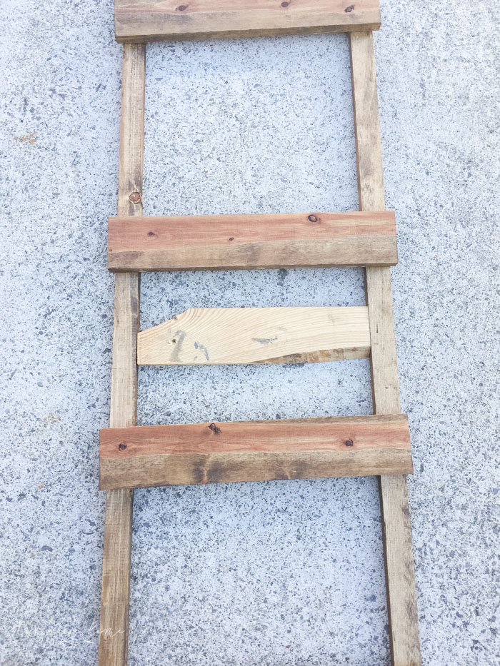 Make a blanket ladder