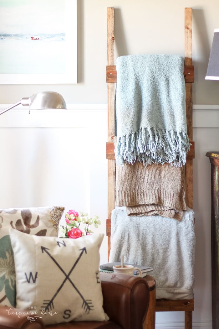 Easy & Rustic DIY Blanket Ladder for less than $10