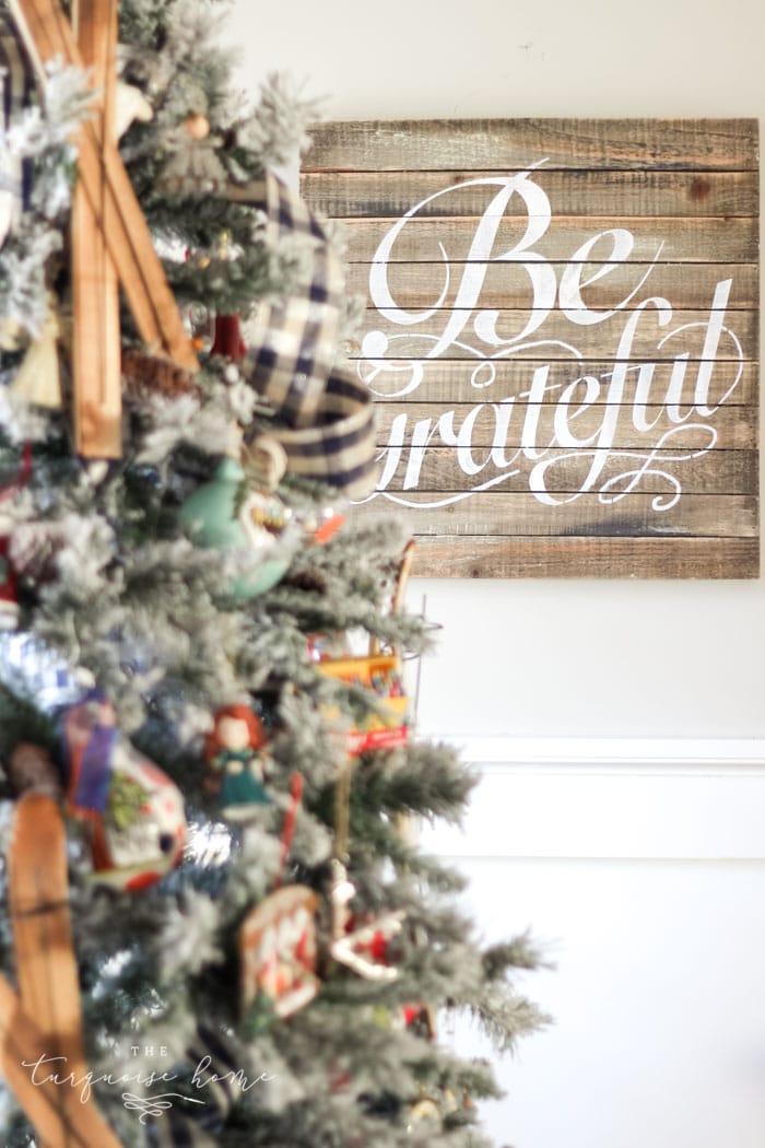 Fun and festive Christmas Tree with Be Grateful sign