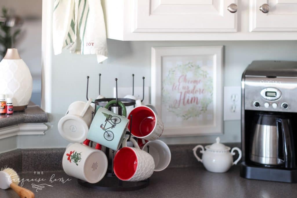 Adorable Farmhouse Christmas Kitchen ... and a real life tale of how this blogger balances motherhood and photo shoots. 🤪
