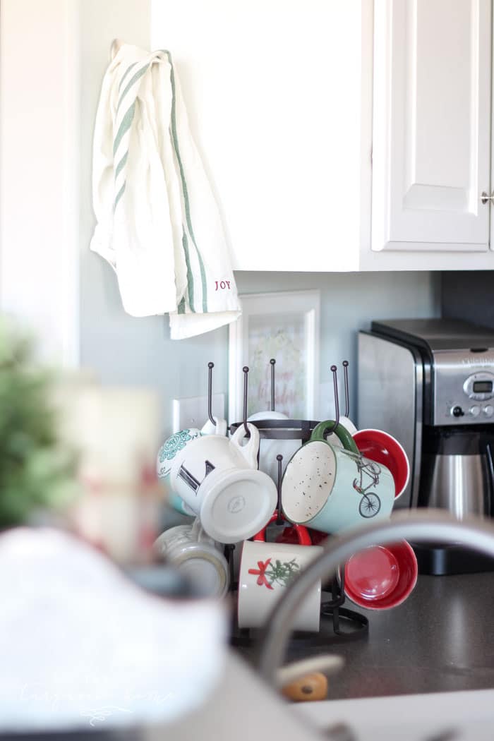 Adorable Farmhouse Christmas Kitchen ... and a real life tale of how this blogger balances motherhood and photo shoots. 🤪