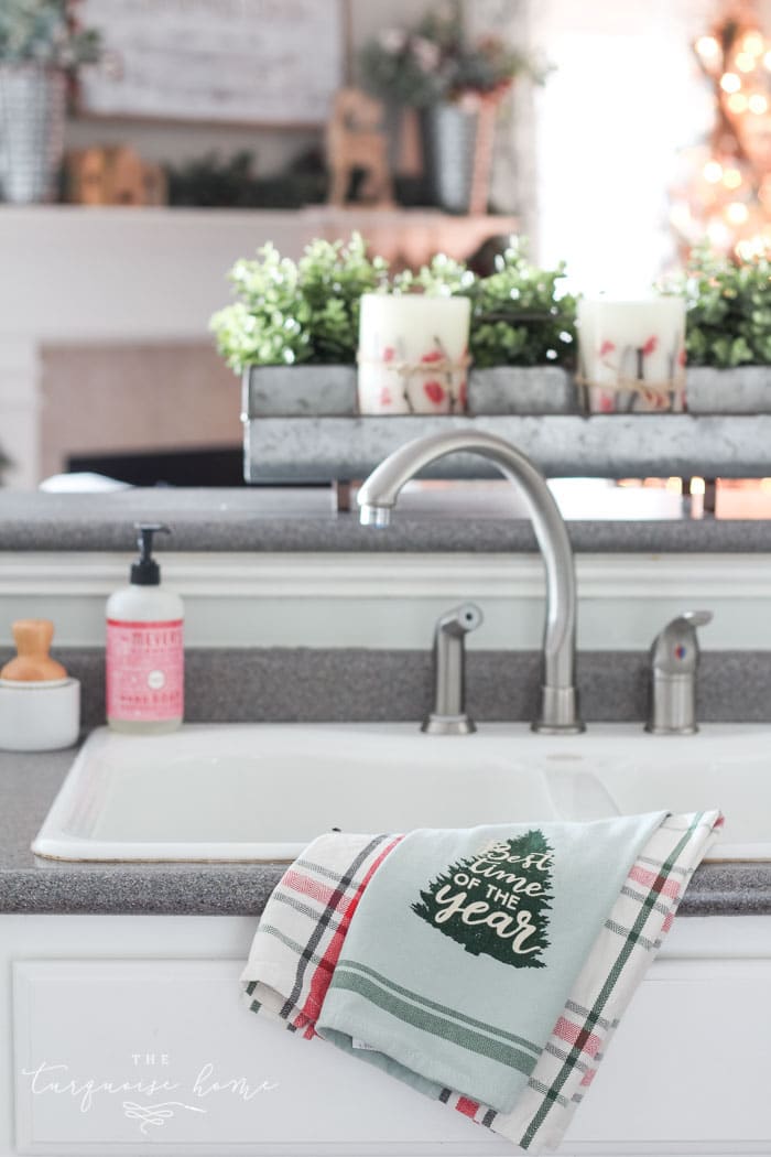 A Farmhouse Christmas Kitchen