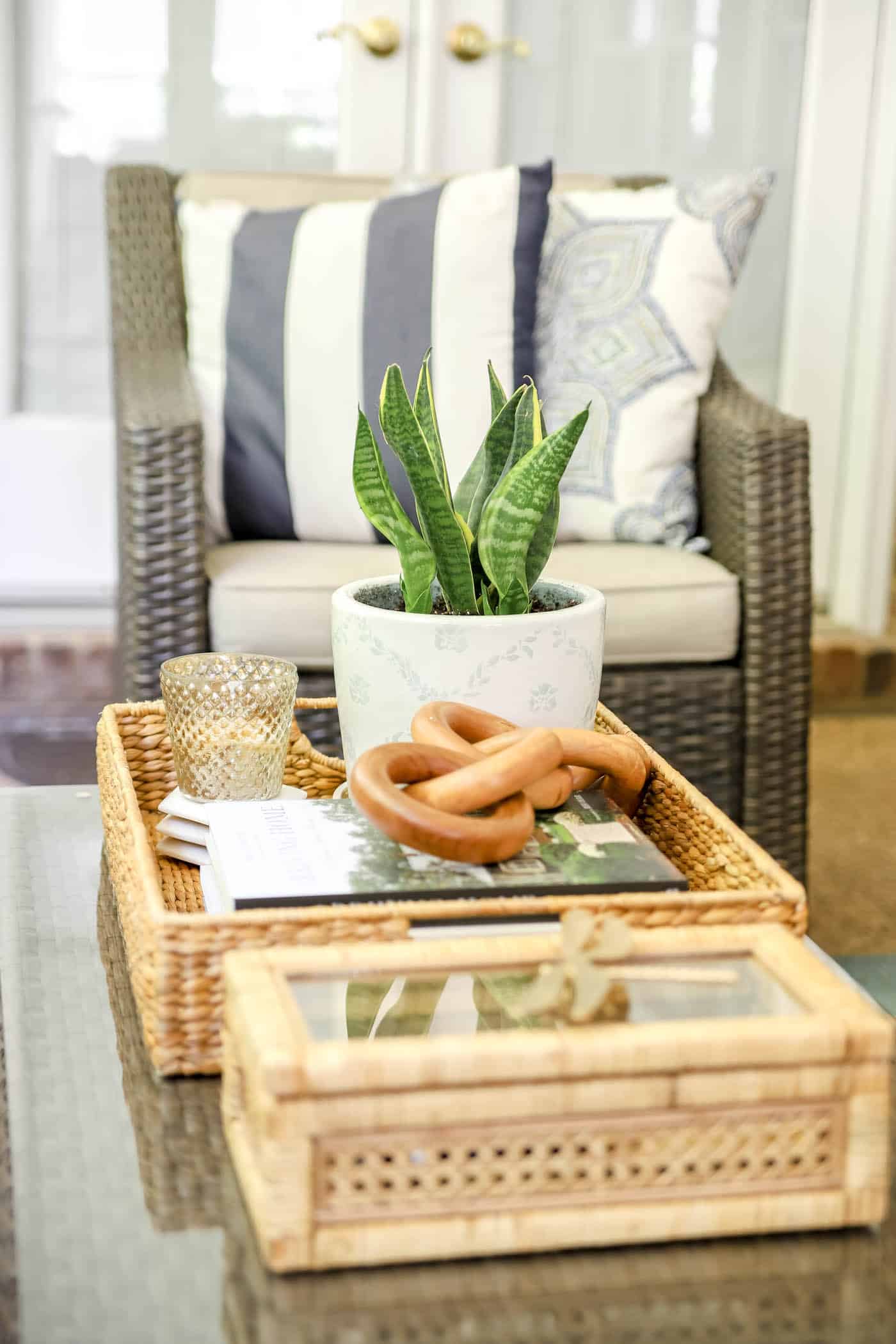 Patio Coffee Table Decor