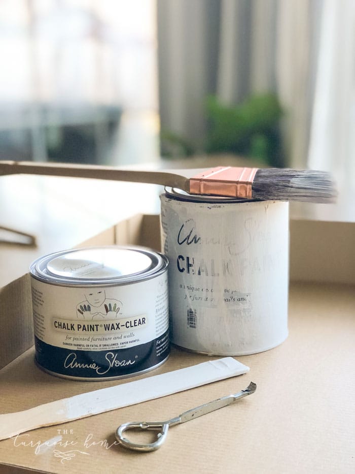 How to Use Annie Sloan Chalk Paint® {Beginner Tutorial}