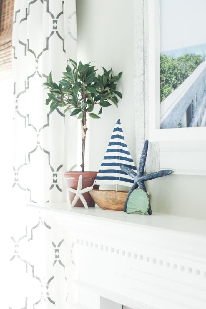 Quick & Easy Coastal Summer Mantel Decor