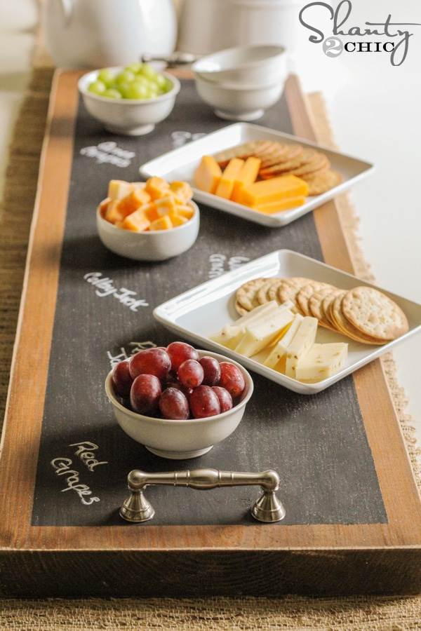 DIY Charcuterie Tray | 25 DIY Christmas Gift Ideas