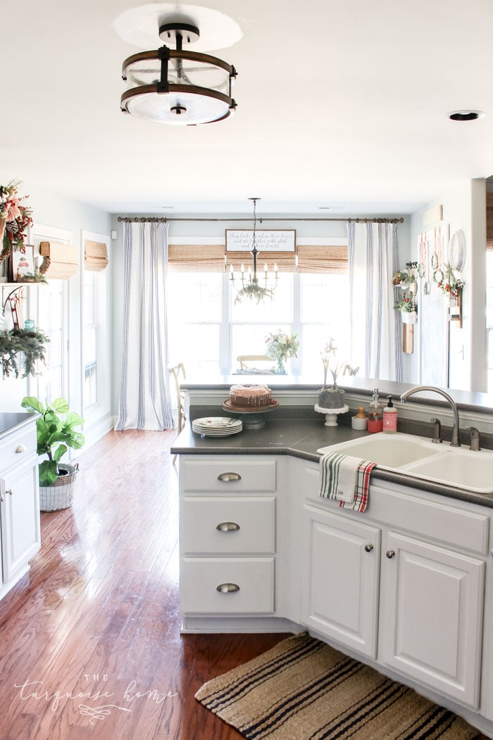 Christmas Kitchen 2018 with 40+ more Christmas Home Tours!