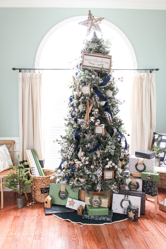Navy & Green Farmhouse Christmas Tree