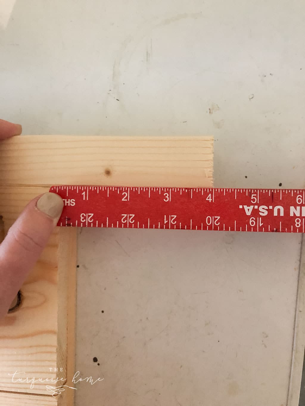 Step-by-step assembly of DIY wood planter