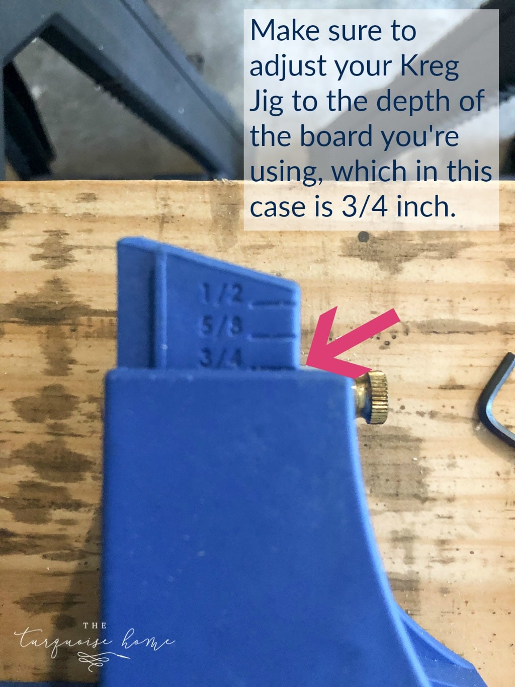 DIY Wood Planter -->> Note: Make sure to adjust the Kreg Jig and the Kreg Jig screw tool to the depth of your board, which would be 3/4 inch in this case.