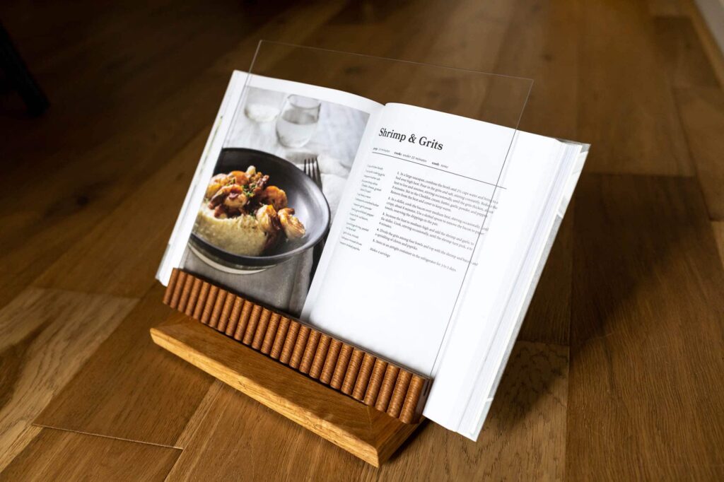 DIY cookbook stand