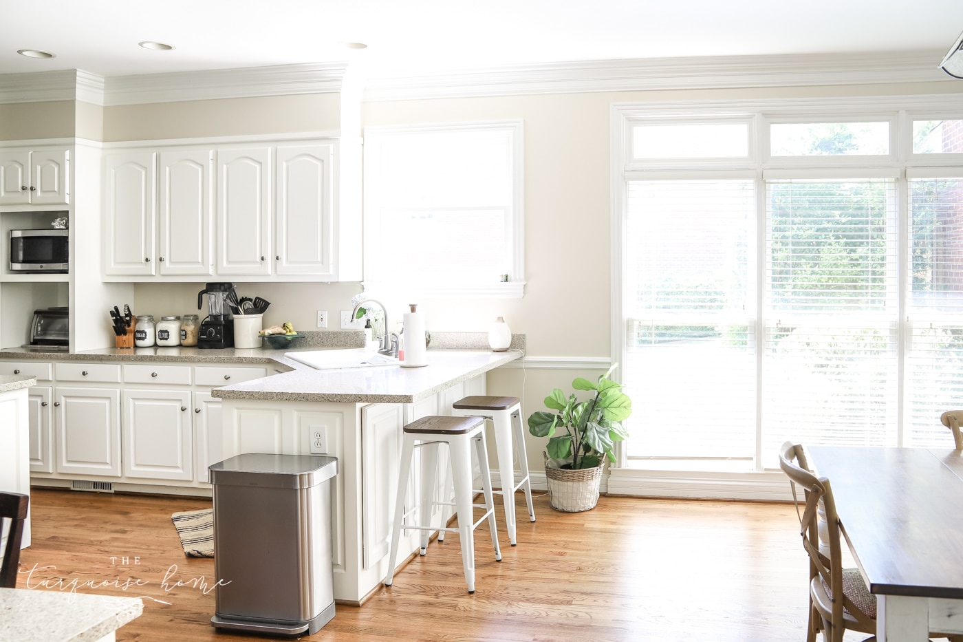 Kitchen with Edgecomb Gray Walls