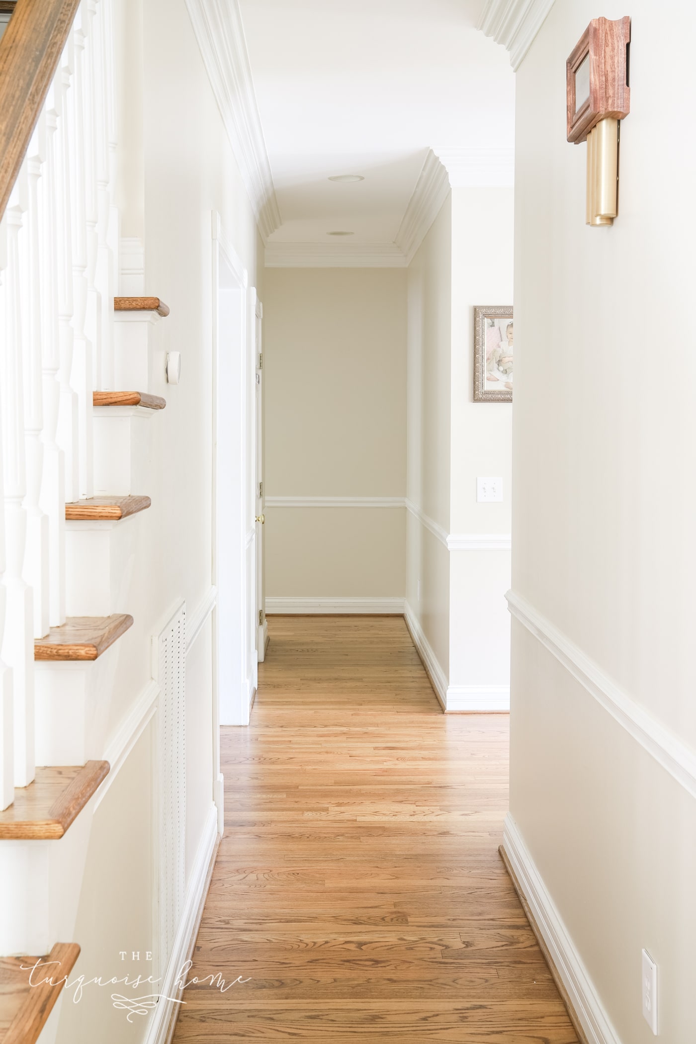 Plain Hallway Decor