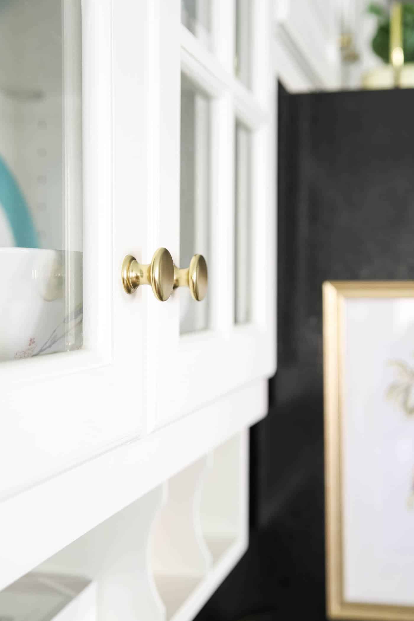 Ideal Placement for Cabinet Knobs