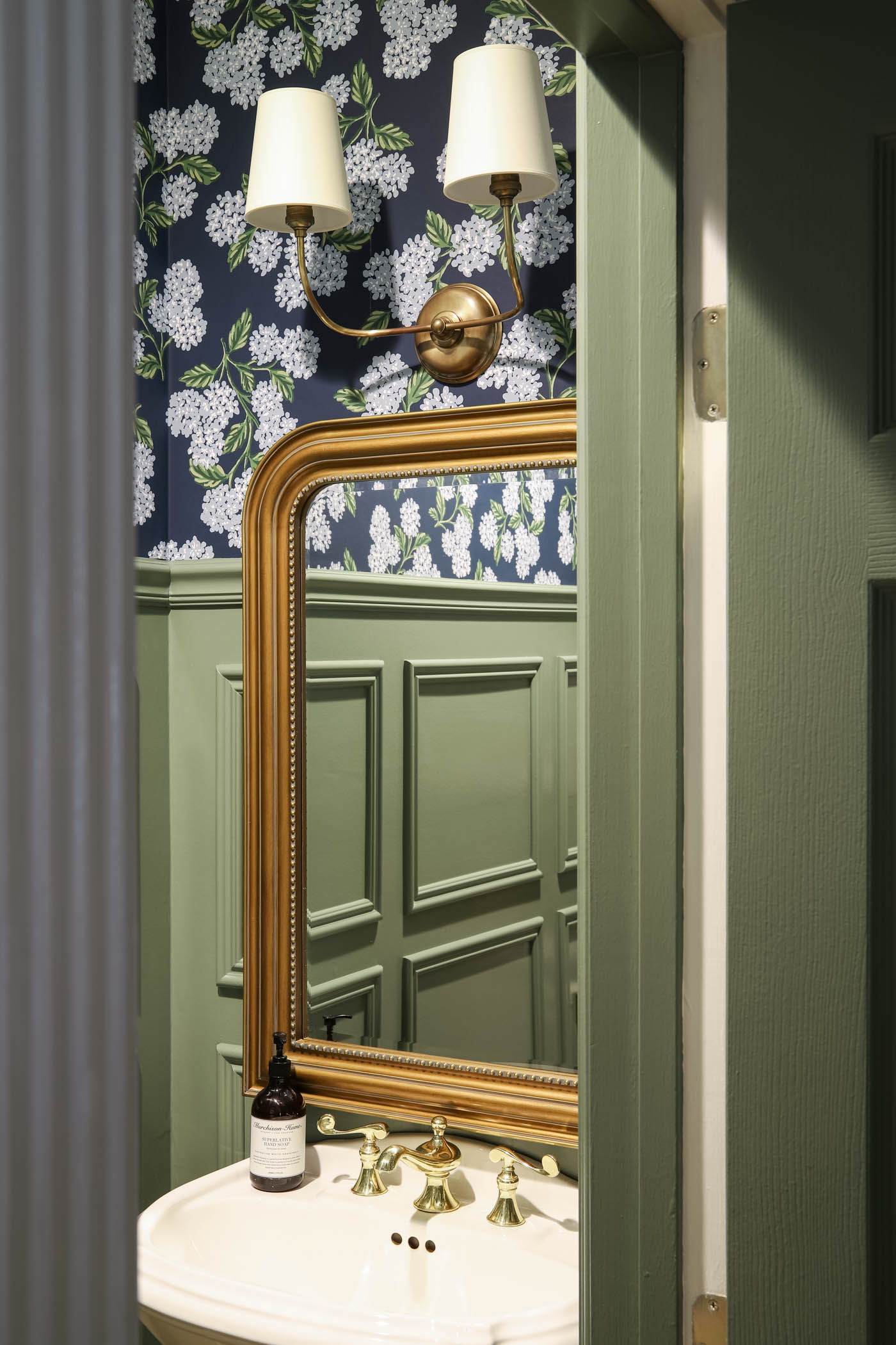 Vintage Style Mirror in Powder Room