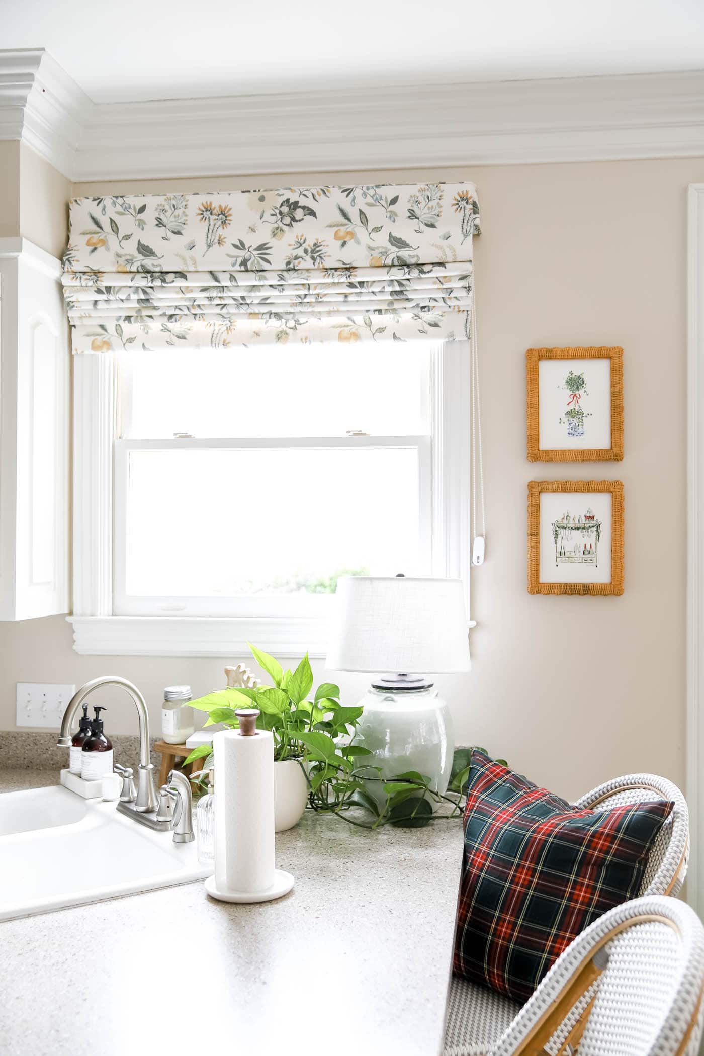 Holiday Kitchen Sink & Corner
