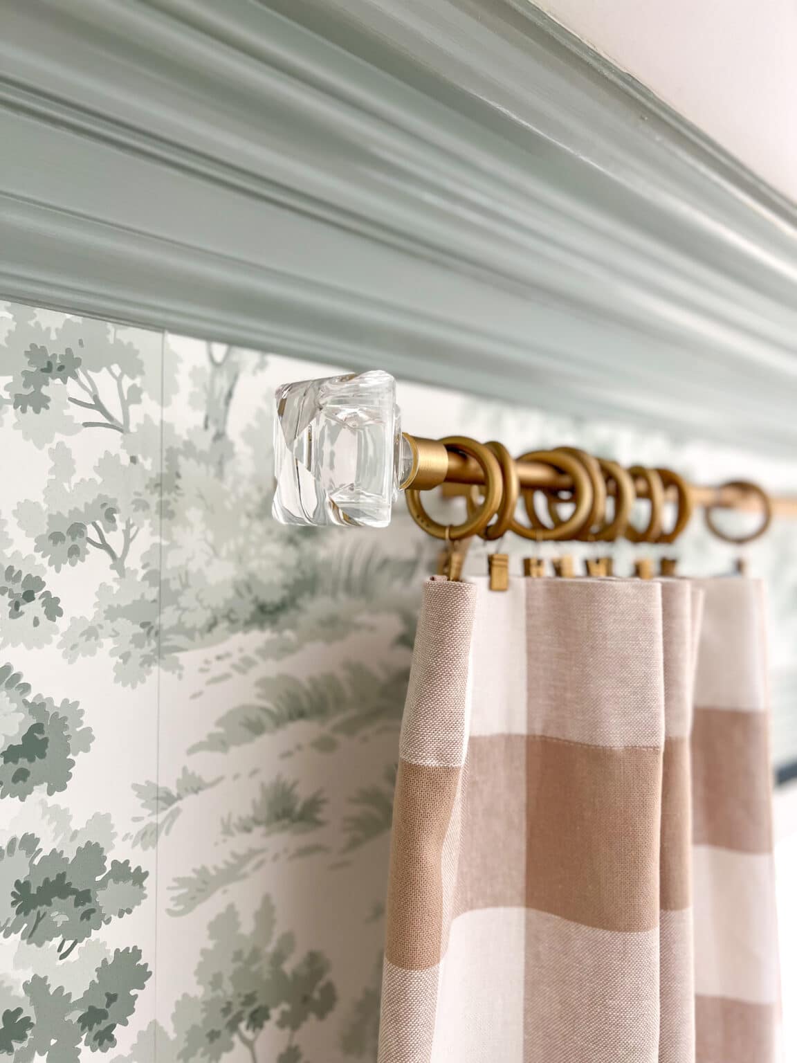 Glass cut curtain finial