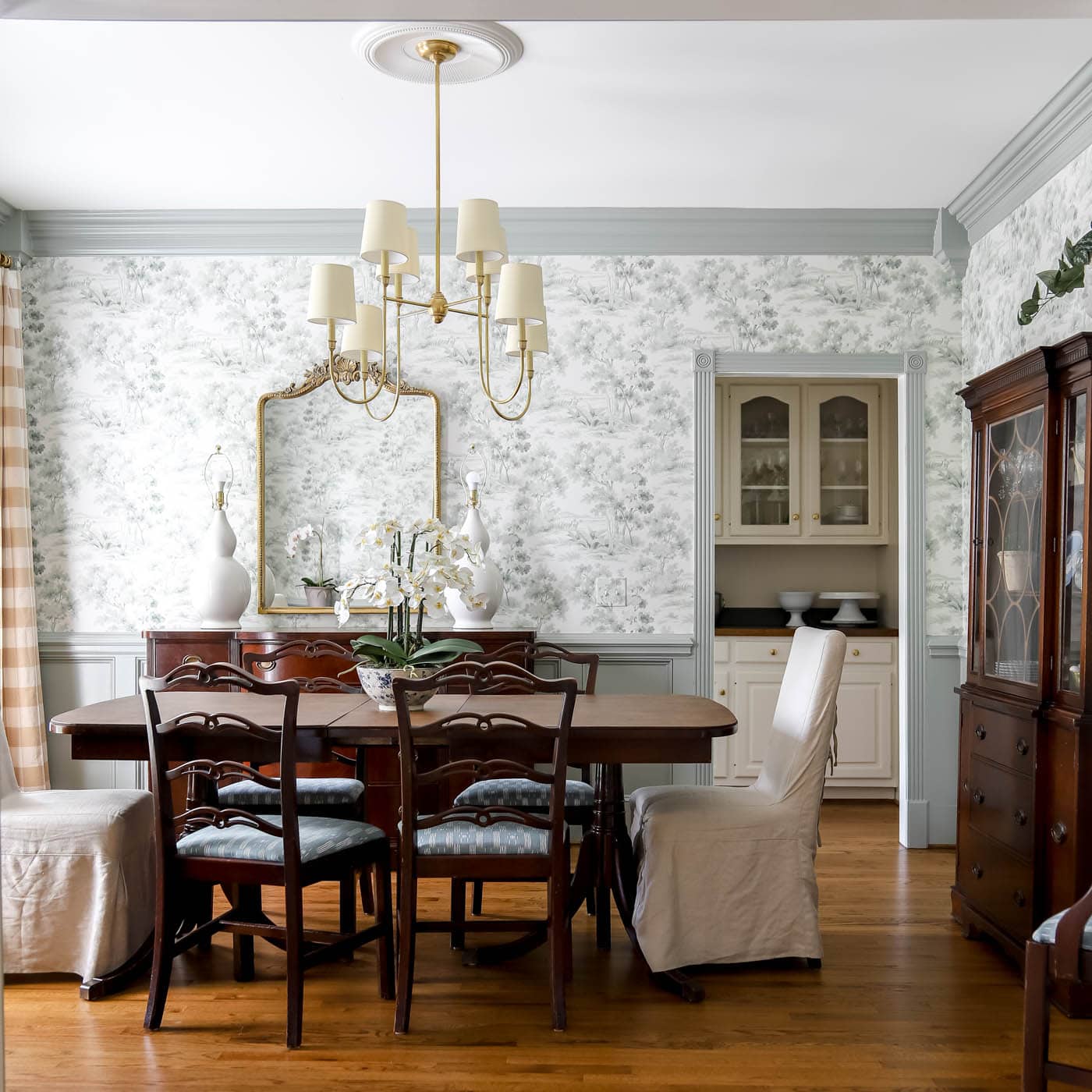 traditional dining room
