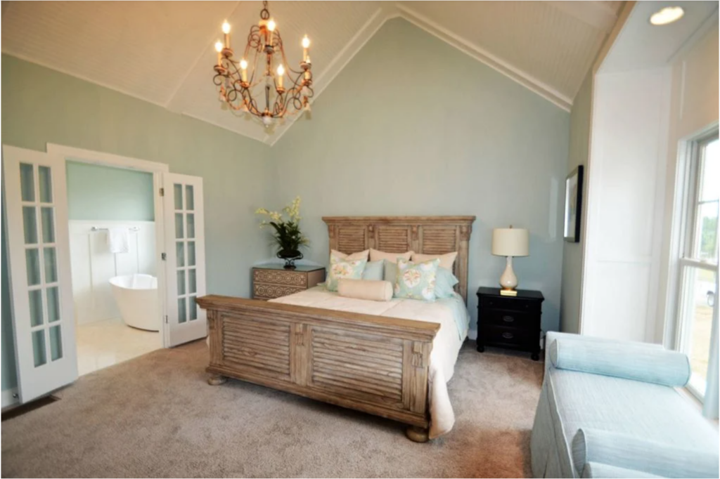Rainwashed walls in bedroom