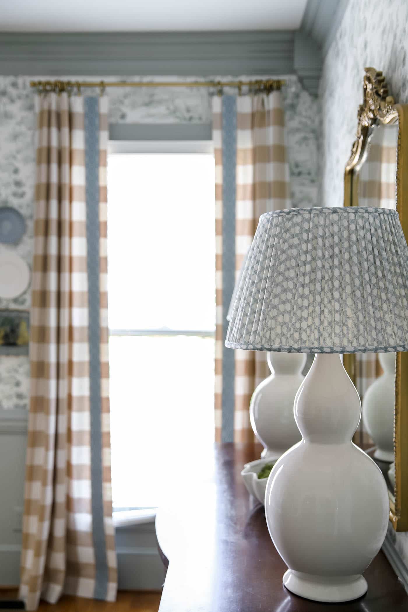 Double Gourd Lamp with Pleated Lampshade