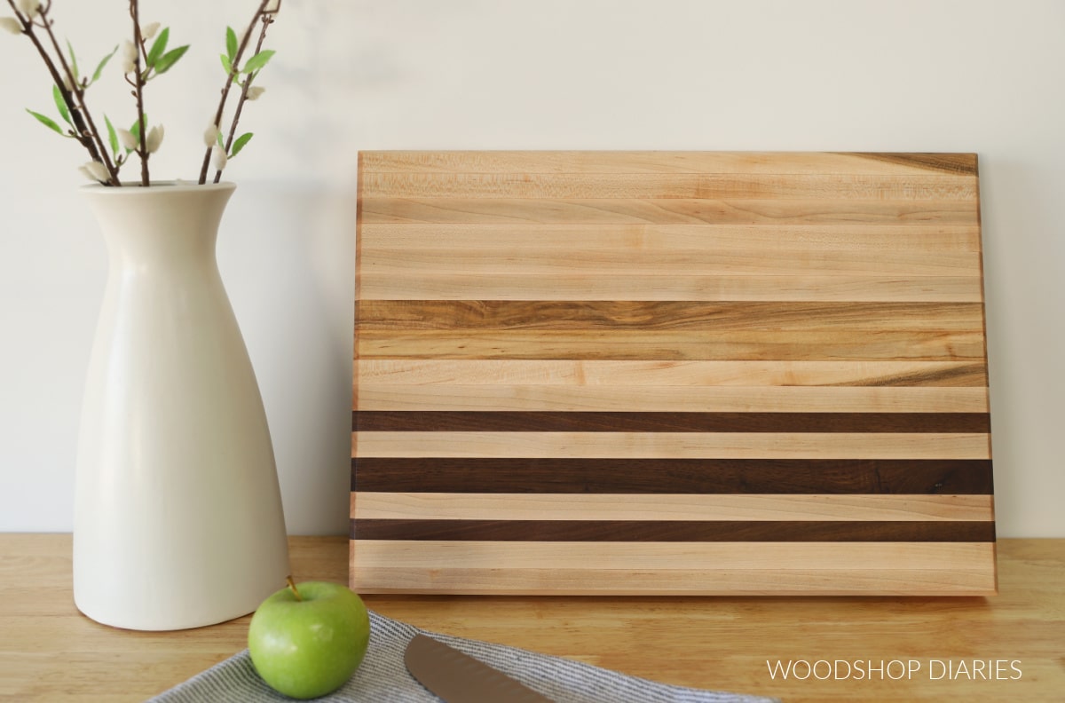 DIY Simple Cutting Board from Wood shop Diaries
