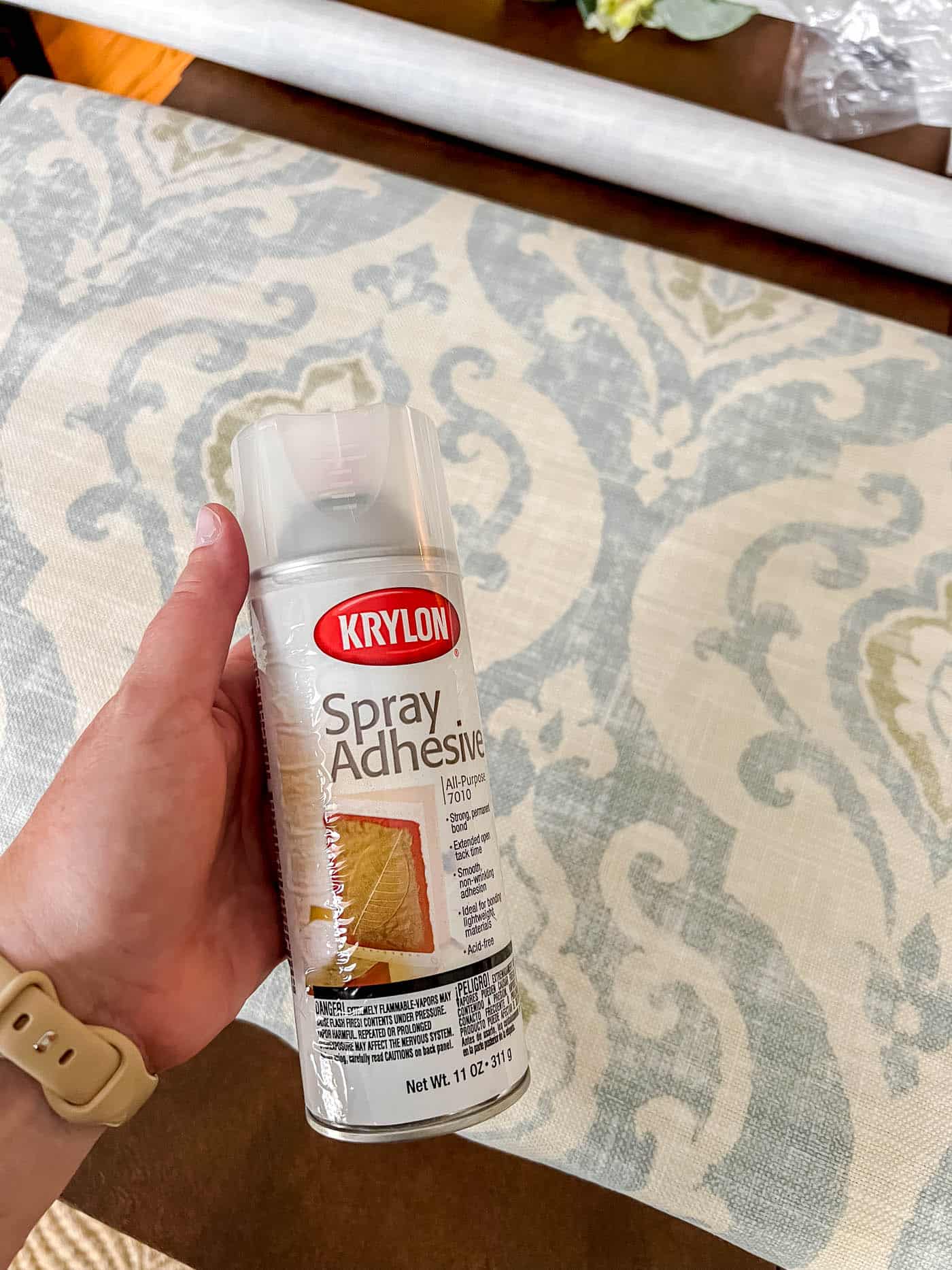 spray adhesive for making a cornice board