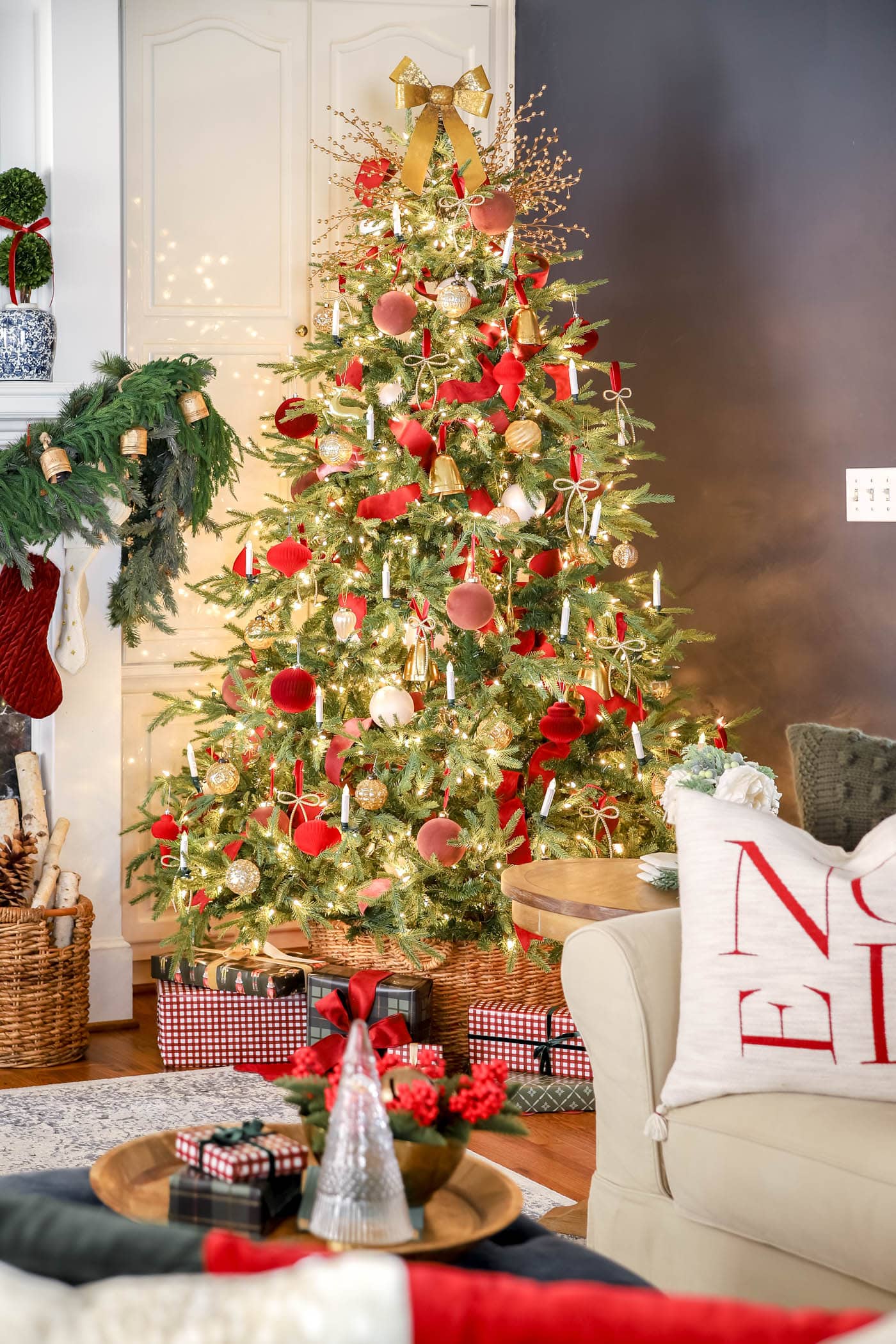 Red, White and Gold Christmas Tree Decor