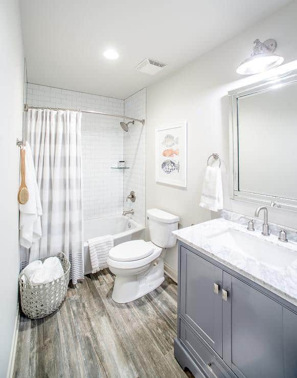 Classic gray in the bathroom