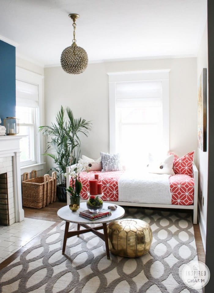 Sherwin Williams Shoji White bedroom