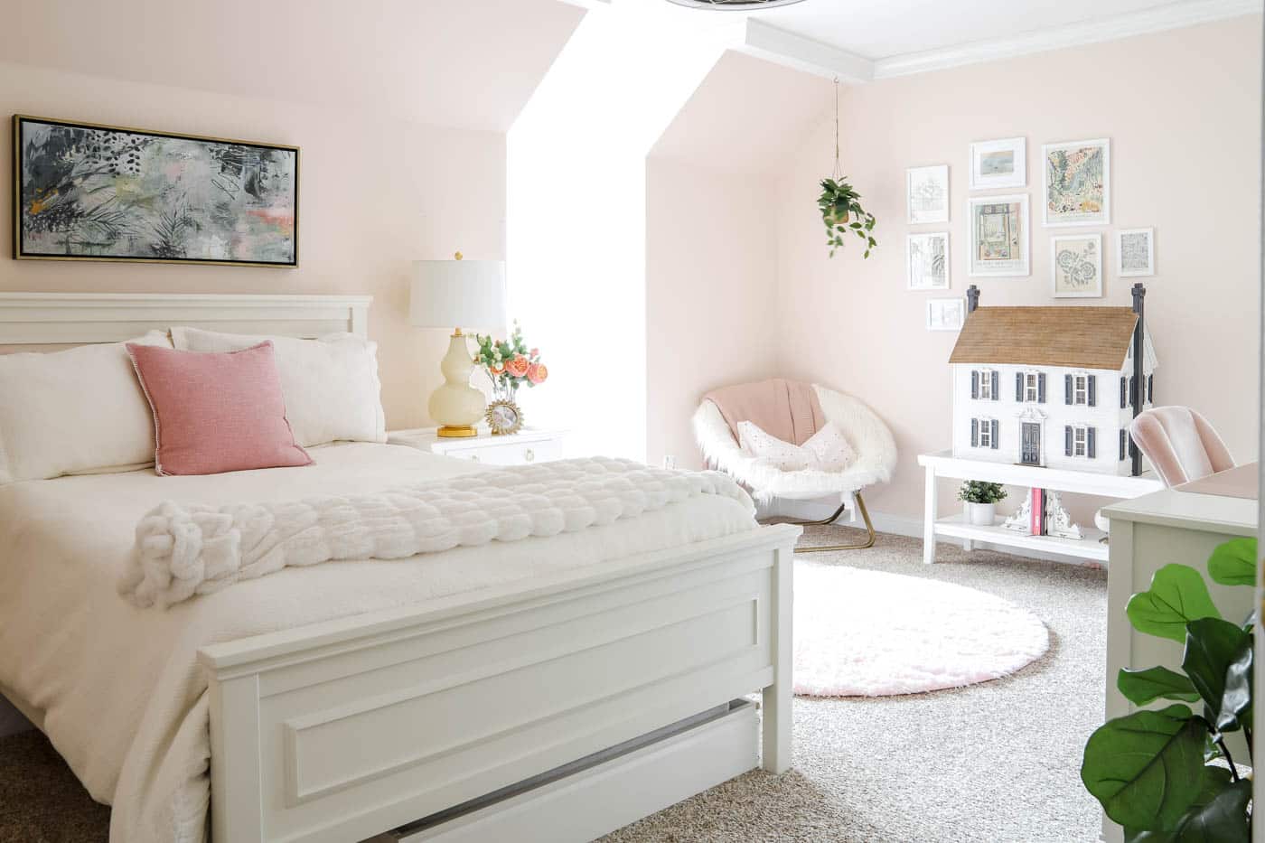 Decorating a Teen Girl's Bedroom: 10+ Helpful Ideas