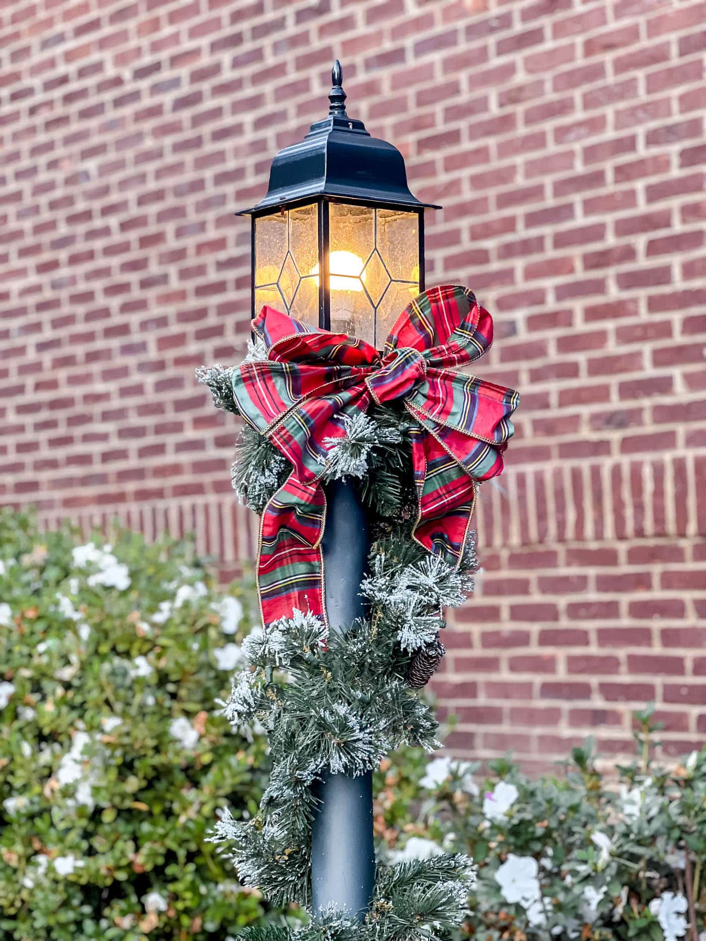 Save on Outdoor Holiday Decor!