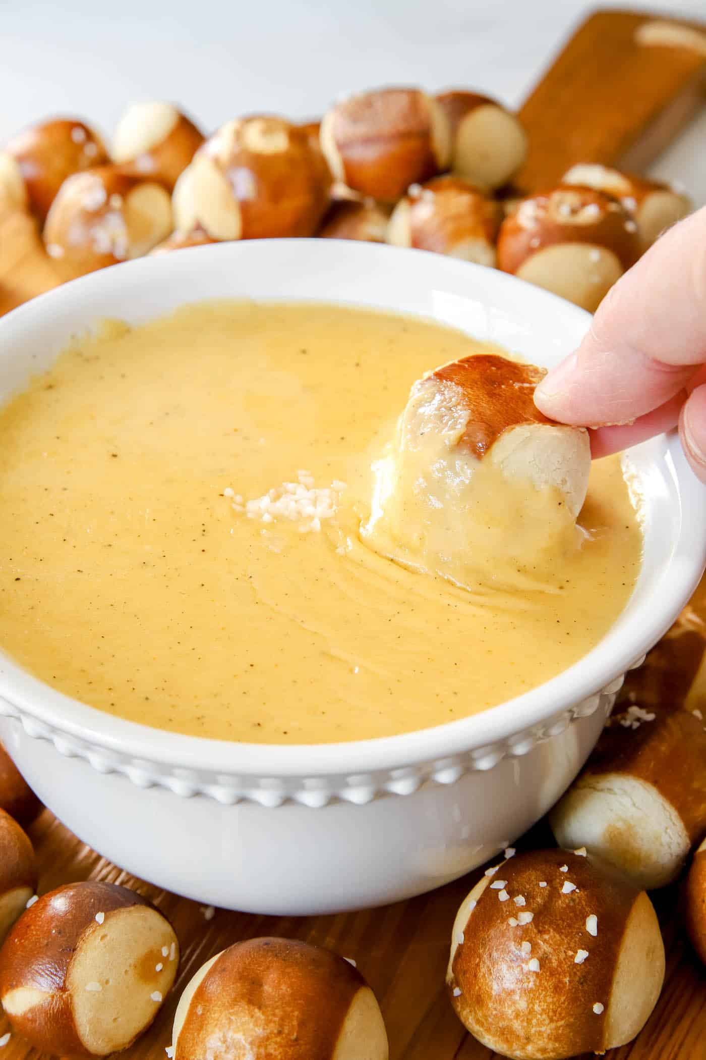 Beer Cheese Pretzel Dip
