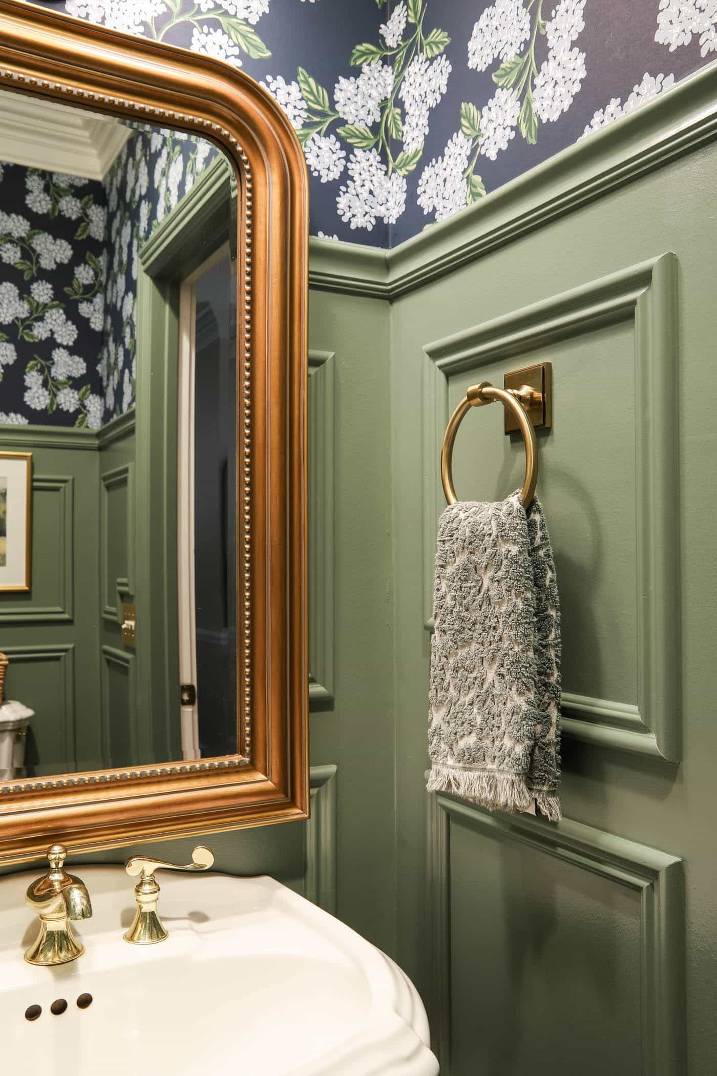 wall trim molding ideas.