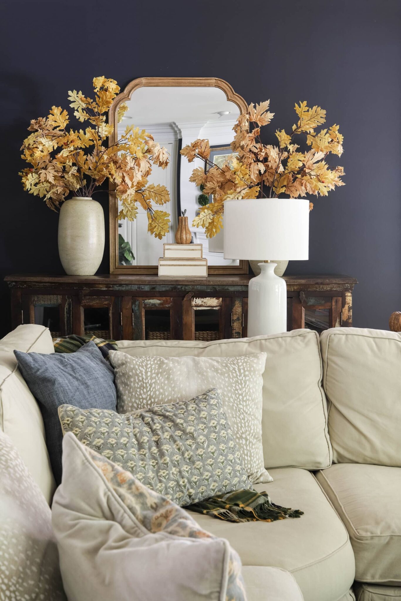 Fresh Fall Inspiration, Chic Tablescapes and Antique Charm (HSS #467)