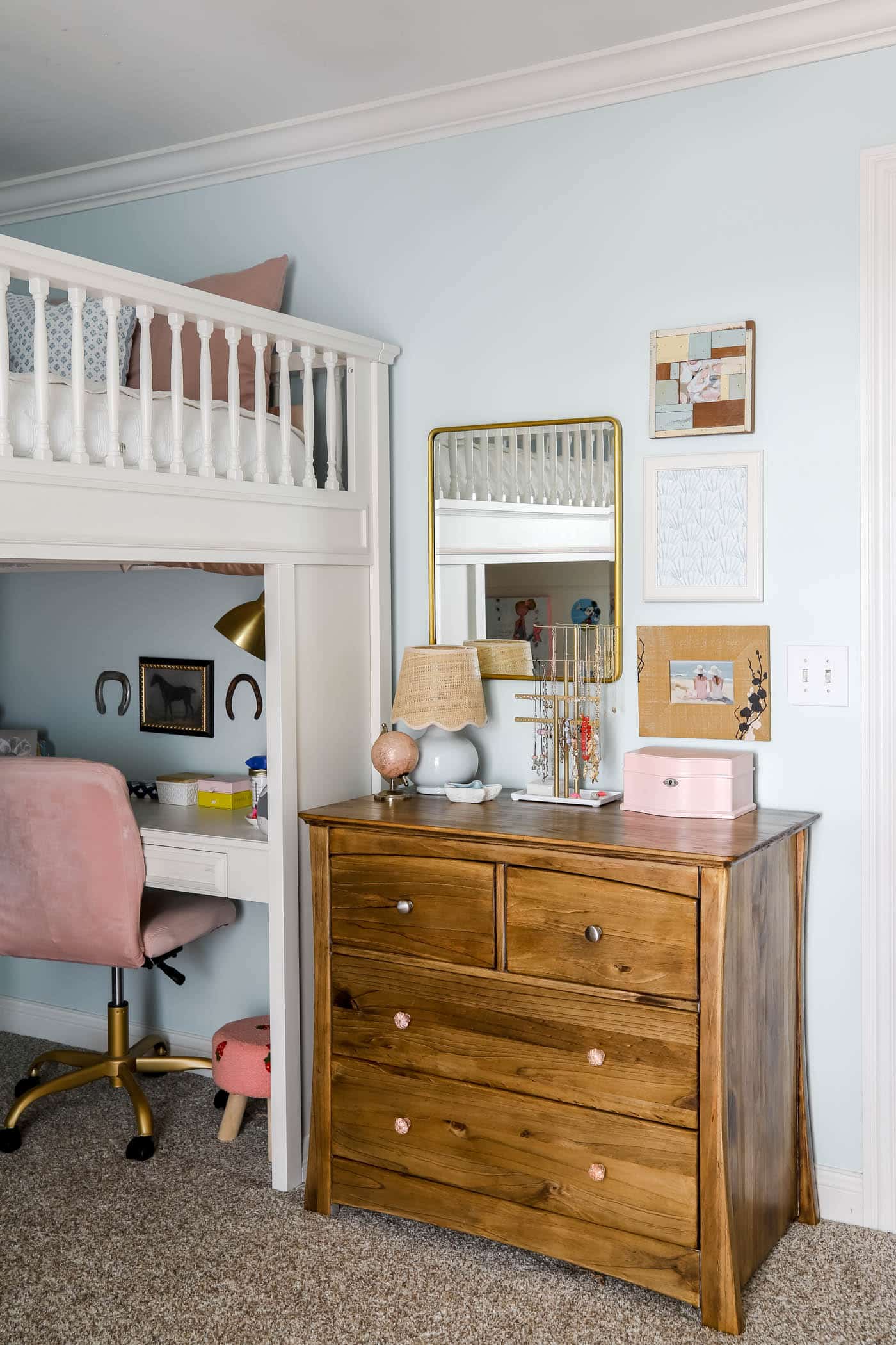 jewelry station in a preteen girls bedroom