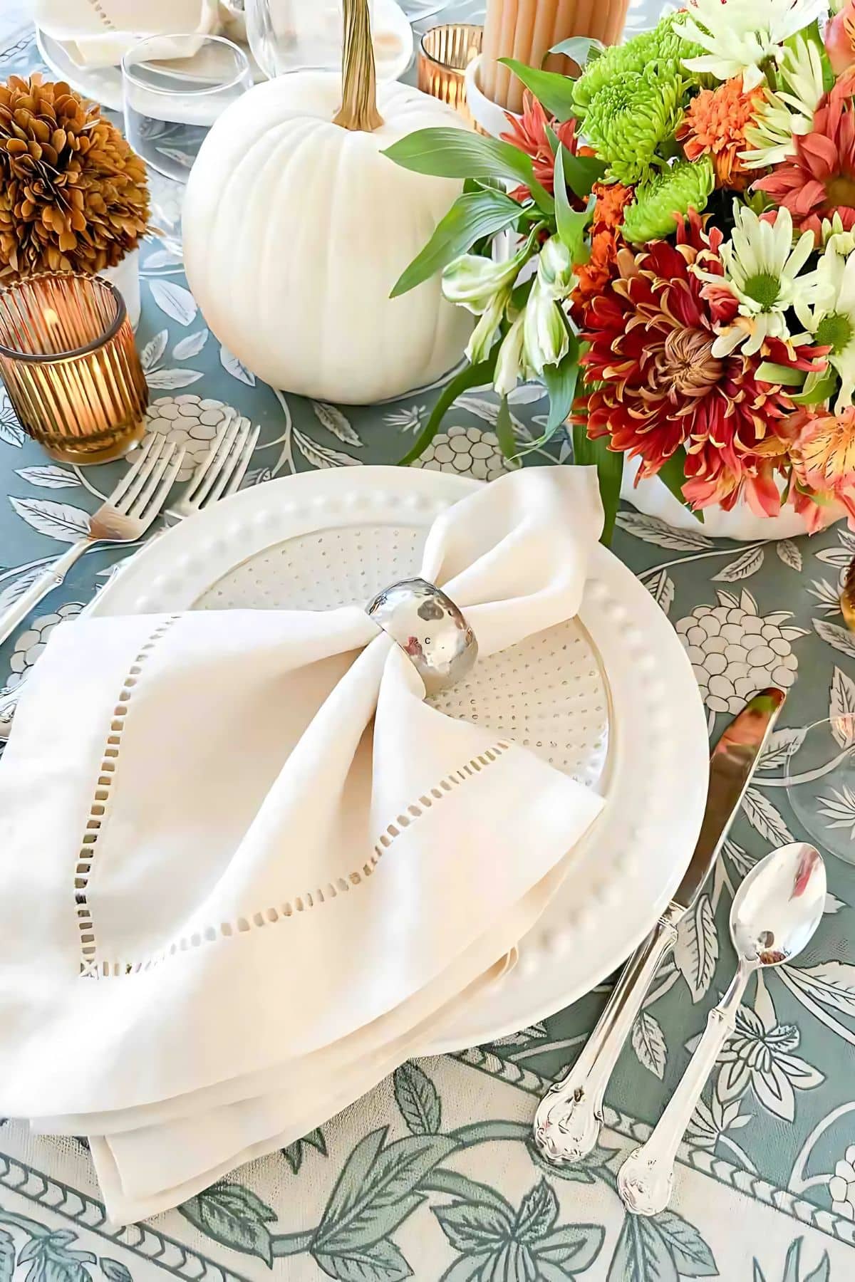 Thanksgiving Table Setting from StoneGable