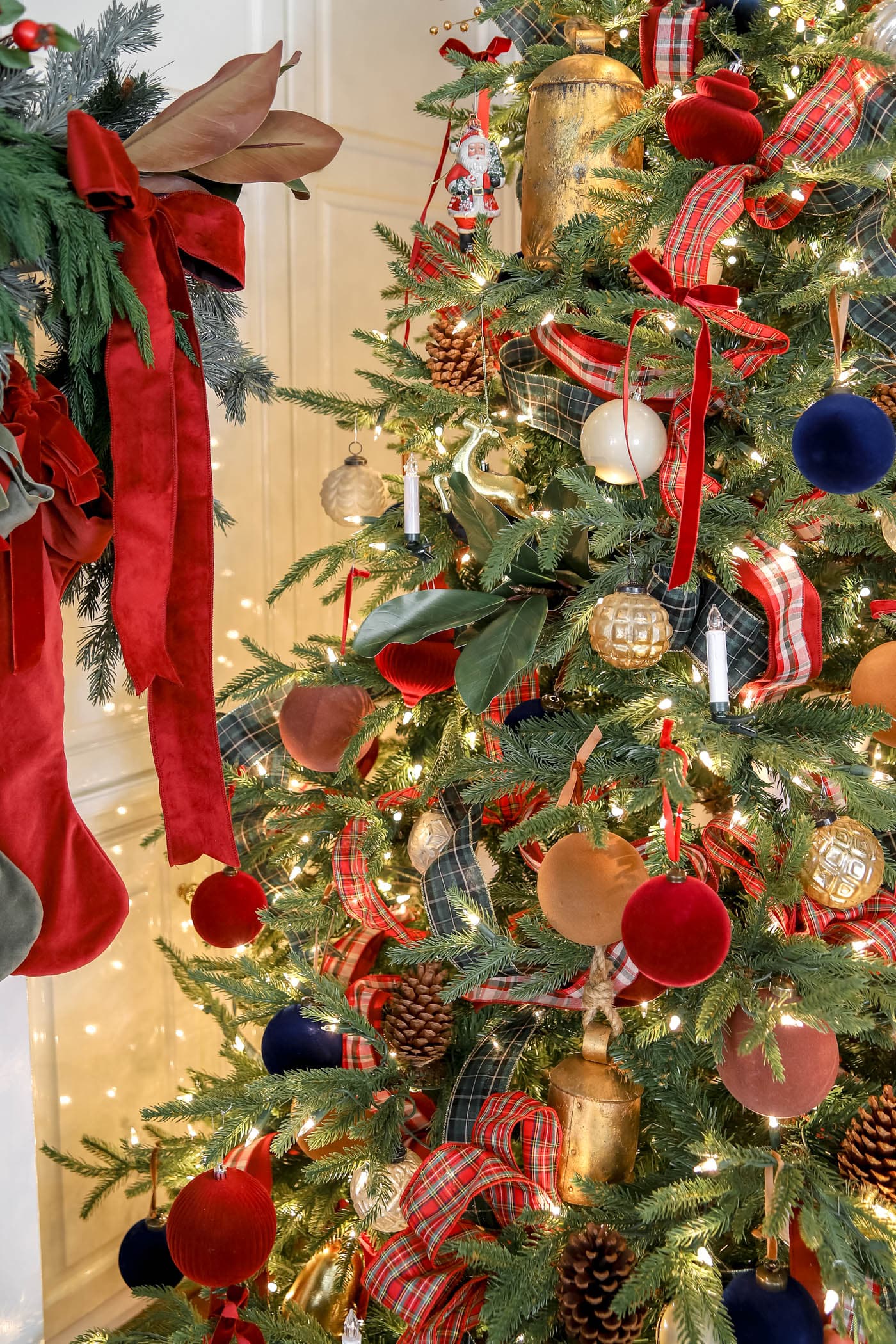 Stunning Christmas Tree Decorating Ideas to Try